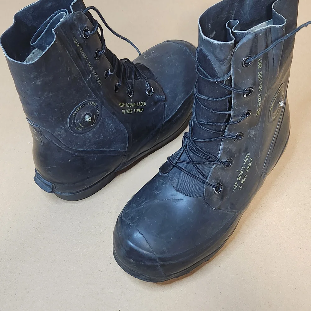 Vintage Bata Boots US 9R Military 1988 Extreme Cold Weather Mickey Mouse Combat
